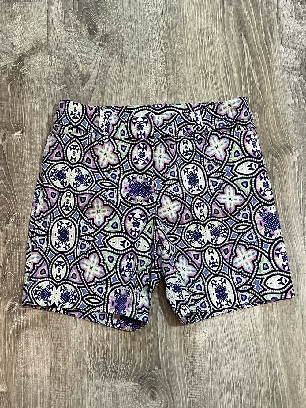 Talbots Size 2P Cornflower Periwinkle Blue Mint Green Purple Geometric Short